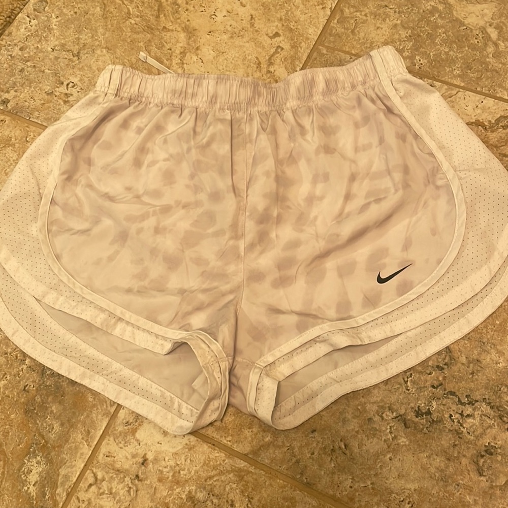 Womens Nike shorts! Size large
